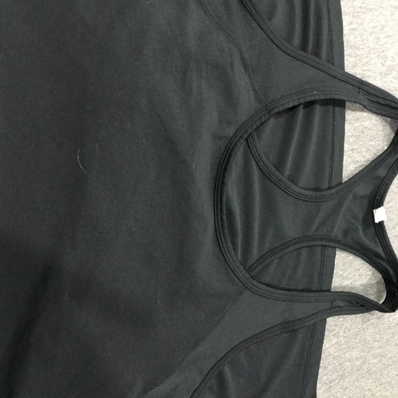 Underarmor tank top - Picture 1 of 3